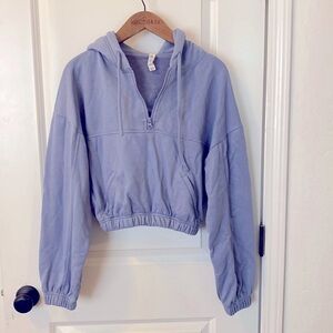 Alo yoga stadium half zip hoodie size small color Blue Moon.